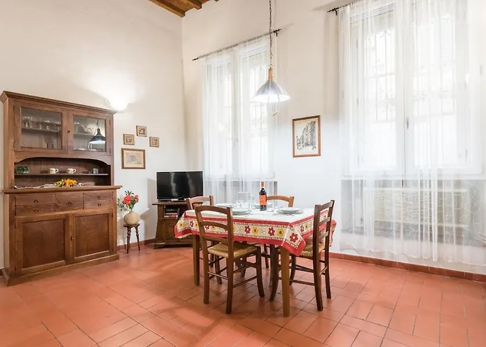 Santacroce 52 *