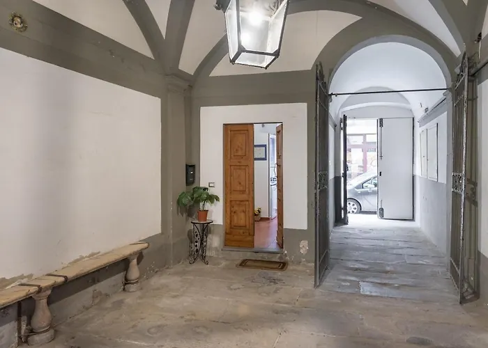 Santacroce 52 *