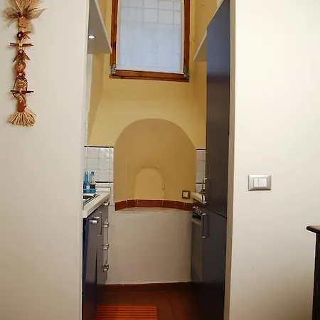 Santacroce 52 *
