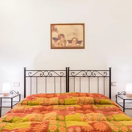 Santacroce 52 Apartment